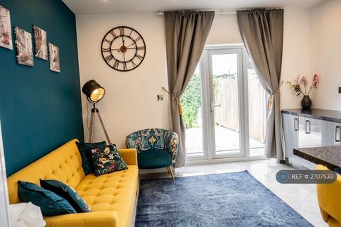 1 bedroom flat to rent, Visita Apartments, East Croydon, CR0