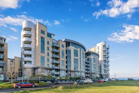 3/28 Western Harbour Way, Edinburgh, EH6 6LP