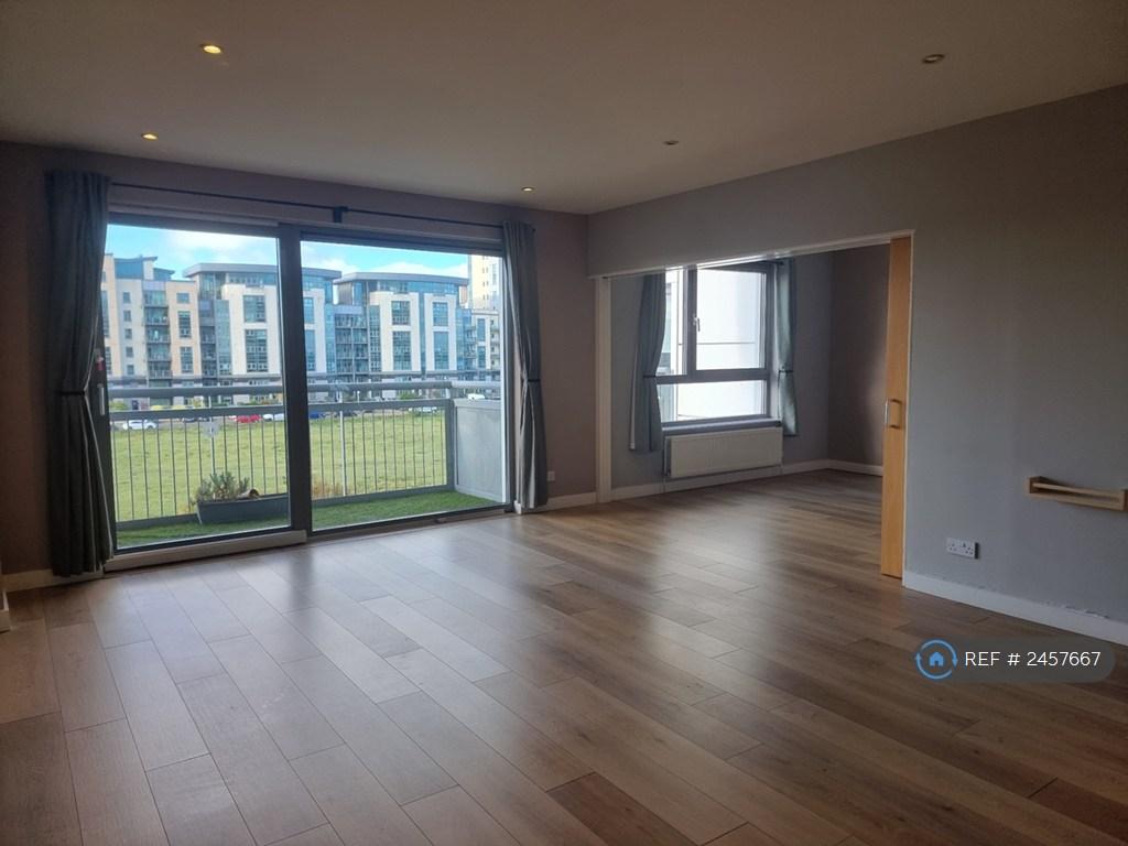 Lounge / Dining Room