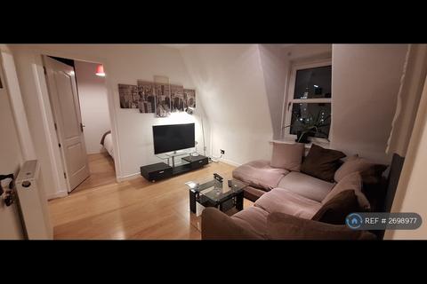 2 bedroom flat to rent, Hutcheon Street, Aberdeen, AB25