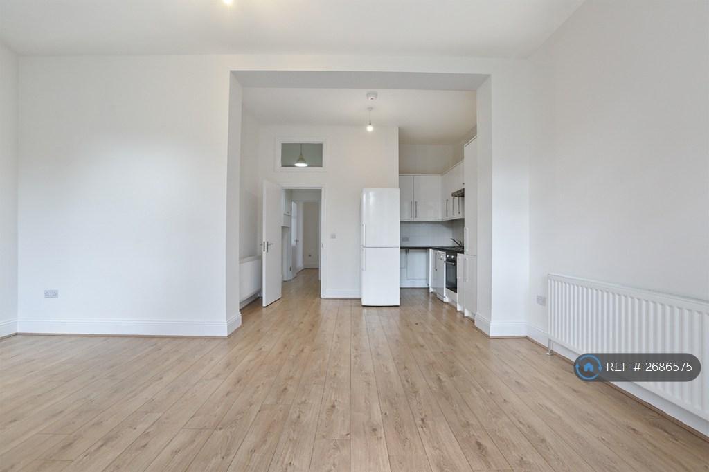 Kitchen / Living Room