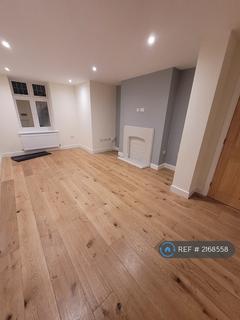 1 bedroom flat to rent, Lannas Lane, Esher, KT10