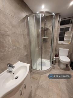 1 bedroom flat to rent, Lannas Lane, Esher, KT10