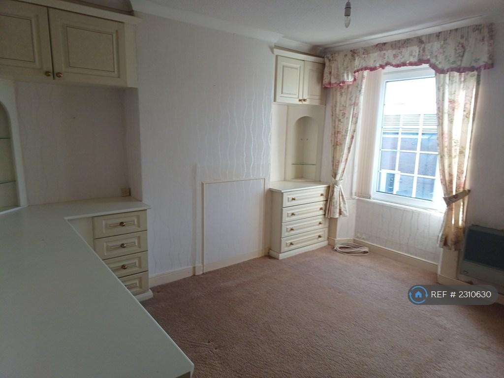 Fully Fitted Bedroom
