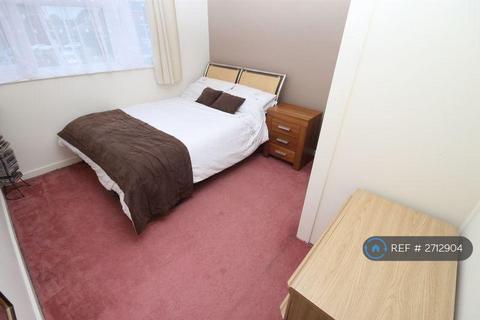 undefined, Bedser Drive, Greenford, UB6