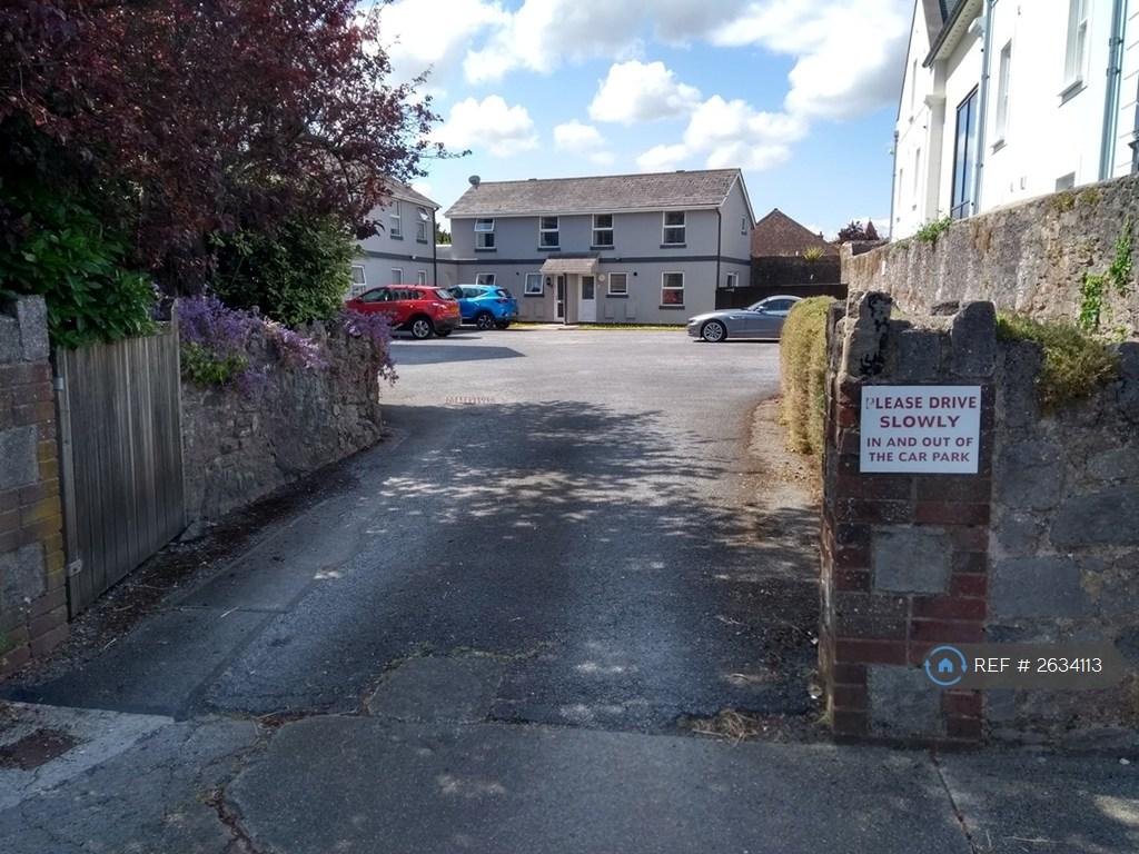 Entrance To The Bishops Court Development