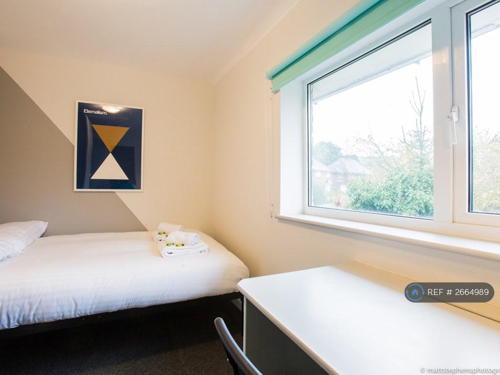 Bedroom 5
