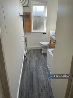 undefined, East Road, Kingston Upon Thames, KT2