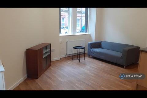 2 bedroom flat to rent, Milton Street, Edinburgh, EH8