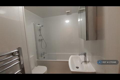 2 bedroom flat to rent, Milton Street, Edinburgh, EH8
