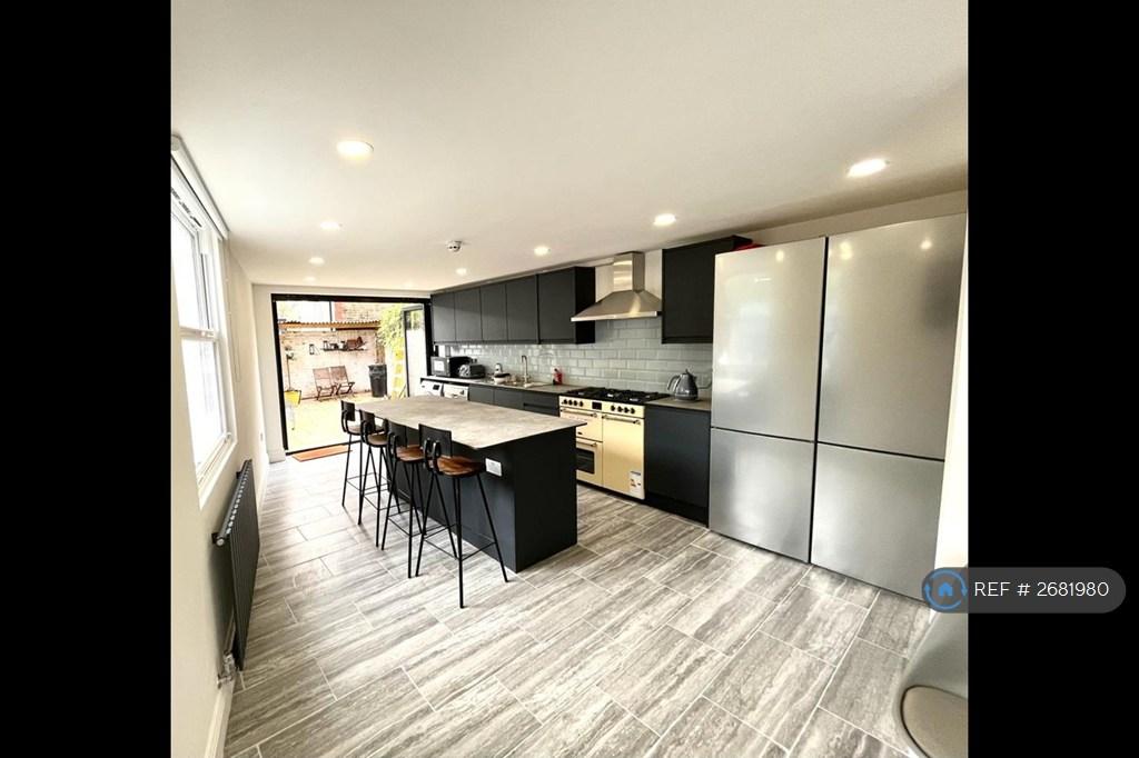 Large Shared Kitchen With An Island
