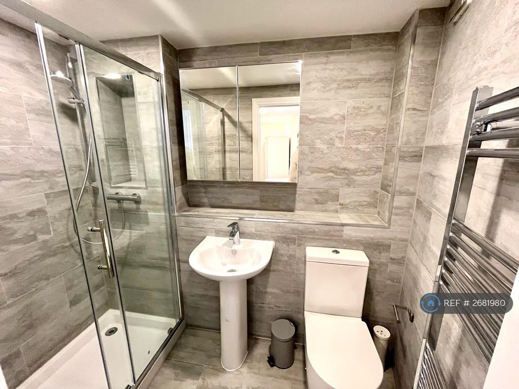 Ensuite Bathroom