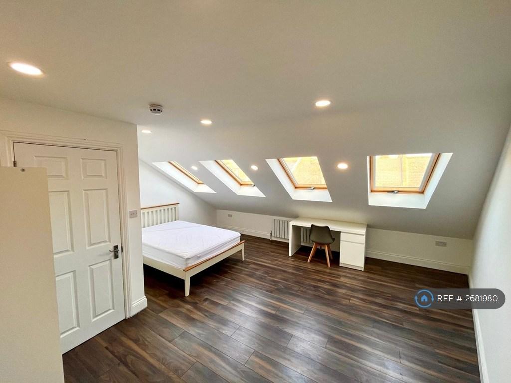 Top Floor Ensuite