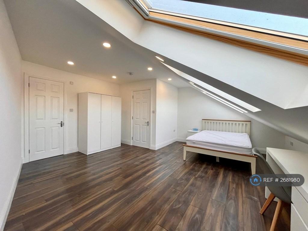Top Floor Ensuite