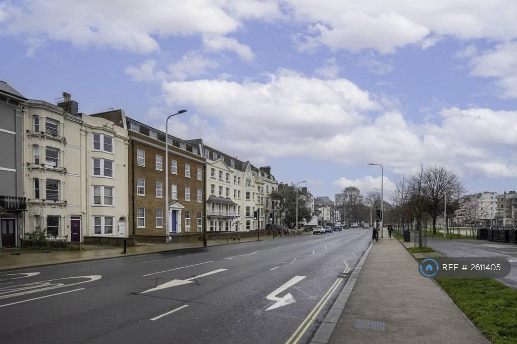 Main Road