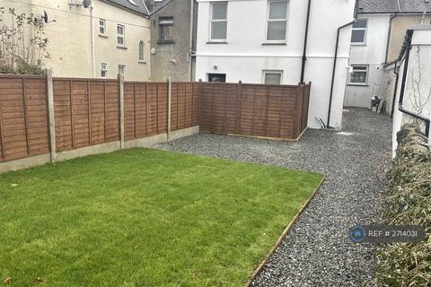 4 bedroom terraced house to rent, College Street, Lampeter, SA48