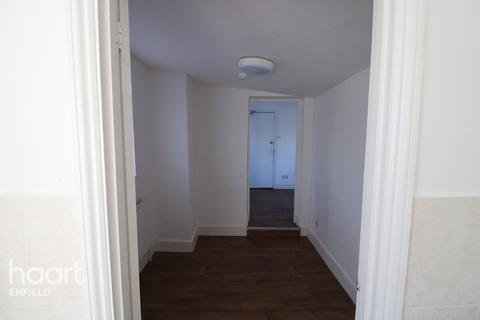 undefined, Walton Road, HODDESDON