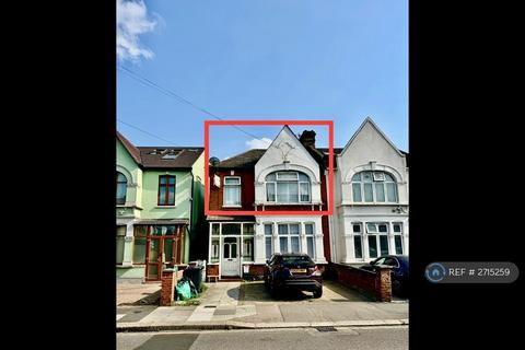 undefined, Wellesley Road, Ilford, IG1