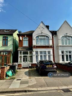 undefined, Wellesley Road, Ilford, IG1