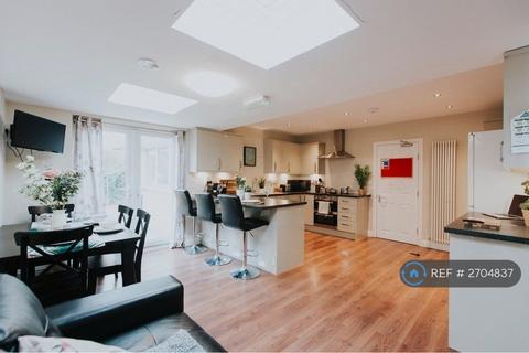 undefined, Finsbury Road, Luton, LU4