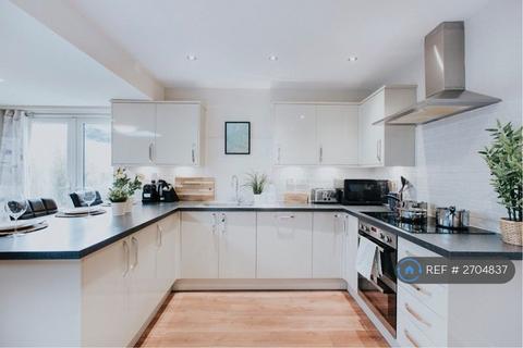 undefined, Finsbury Road, Luton, LU4