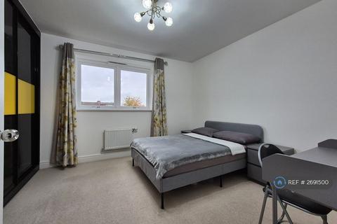 undefined, Hounslow, Hounslow, TW5