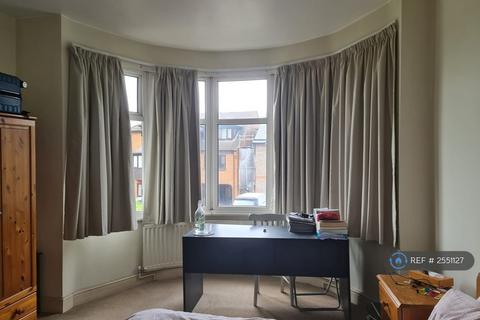 1 bedroom in a house share to rent, Bessborough Road, Harrow, HA1