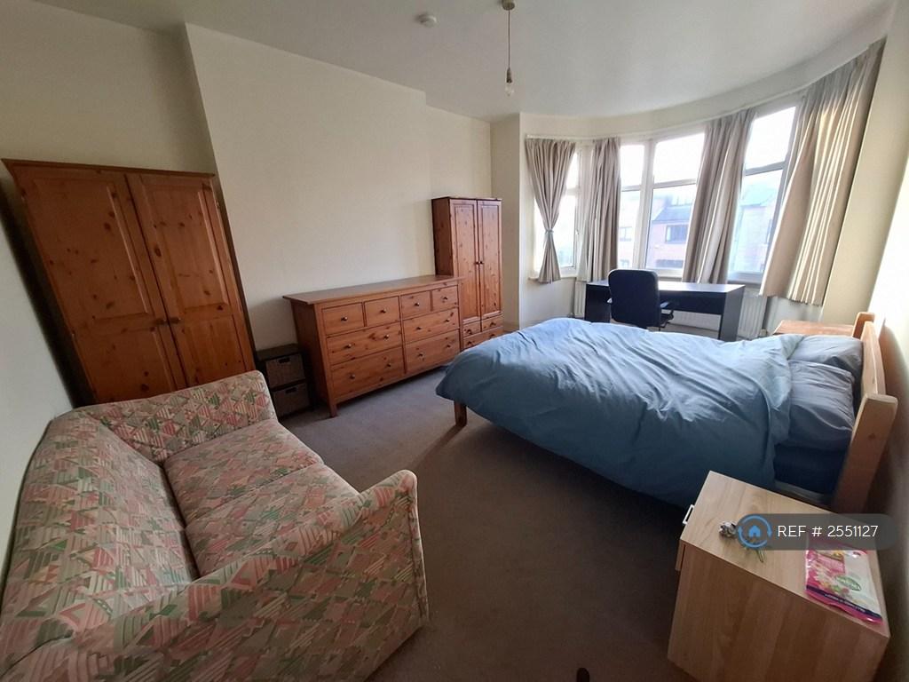 Kingsize Bedroom