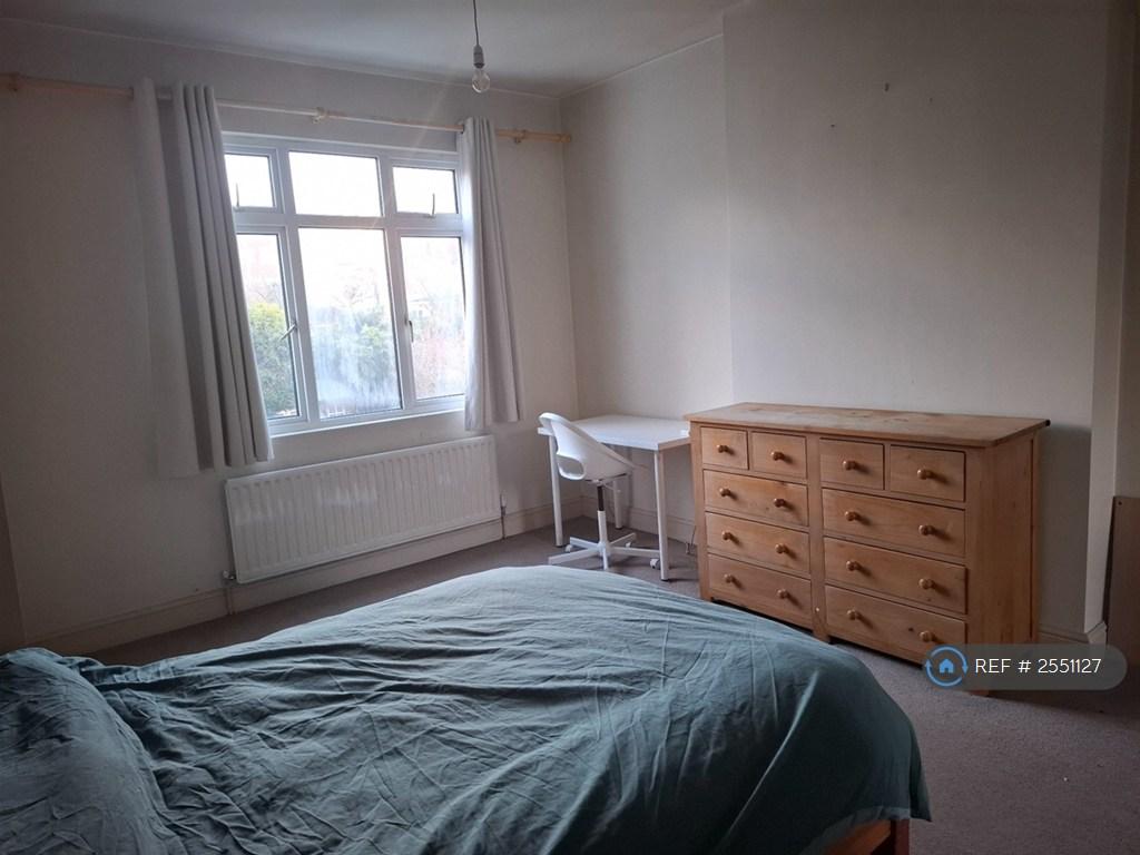 Double Bedroom