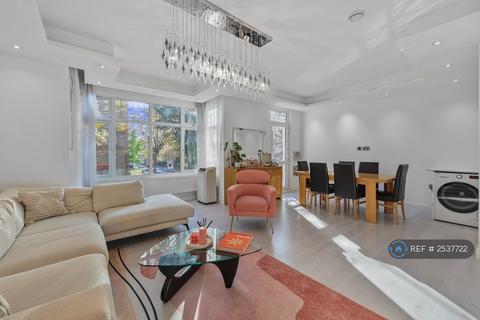 undefined, Chiswick, London, W4