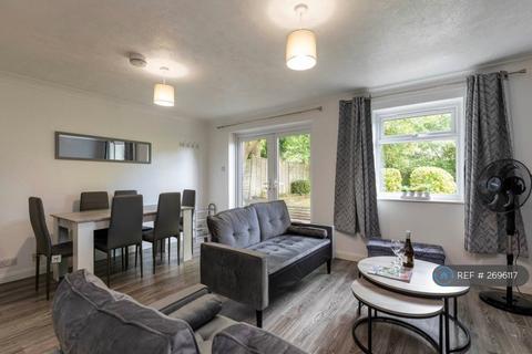 undefined, Crawley Road, Horsham, RH12