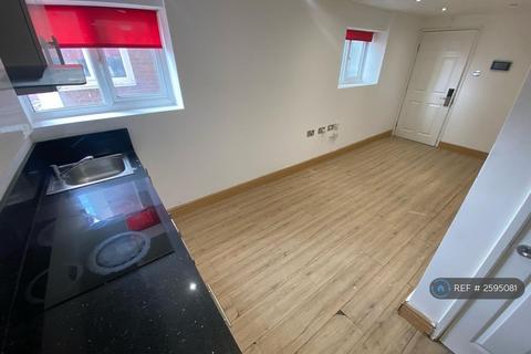 2 bedroom flat to rent, Endsleigh Road, Bedford, MK42