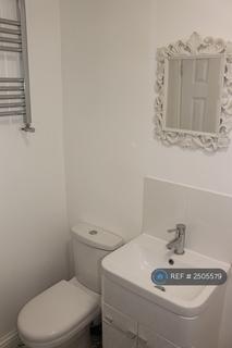 undefined, Rodney Close, Birmingham, B16