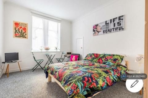 undefined, Deanston Drive, Glasgow, G41