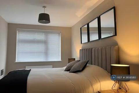 undefined, Sir Robert Peel Court, Shirley, Solihull, B90