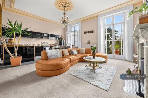 undefined, Clarendon Square, Leamington Spa, CV32