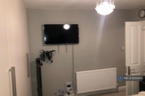 undefined, Harrison Crescent, Leeds, LS9