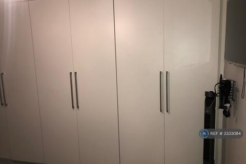 undefined, Harrison Crescent, Leeds, LS9