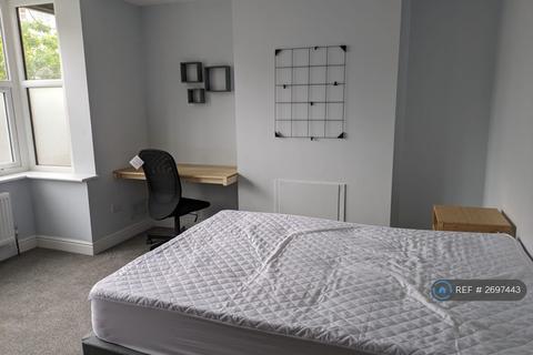 6 bedroom terraced house to rent, Parkstone Avenue, Bristol, BS7