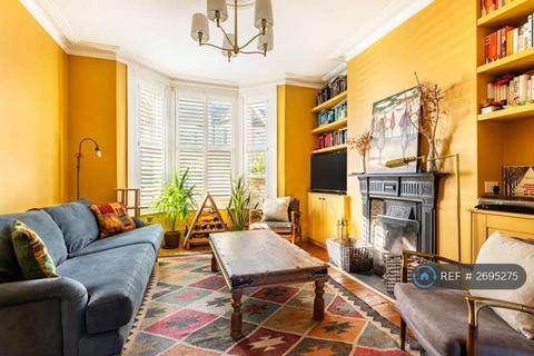 undefined, Gloucester Road, London, N17