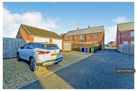 3 bedroom semi-detached house to rent, Eton Way, Boston, PE21