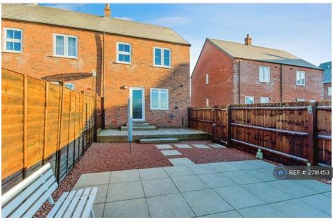 3 bedroom semi-detached house to rent, Eton Way, Boston, PE21