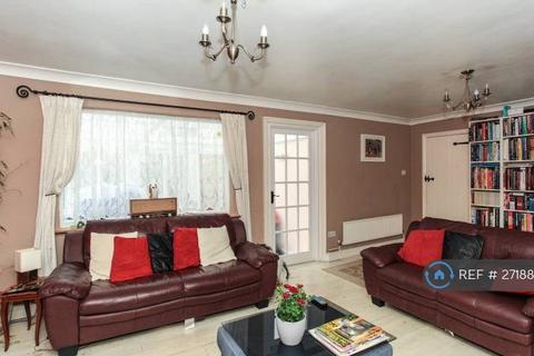 undefined, High Street, Needingworth, St. Ives, PE27