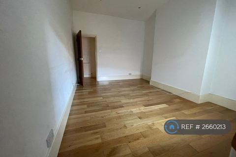 1 bedroom flat to rent, Kenilworth Road, St. Leonards-On-Sea, TN38