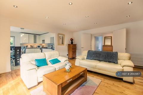 undefined, West Ham Lane, Stratford, E15