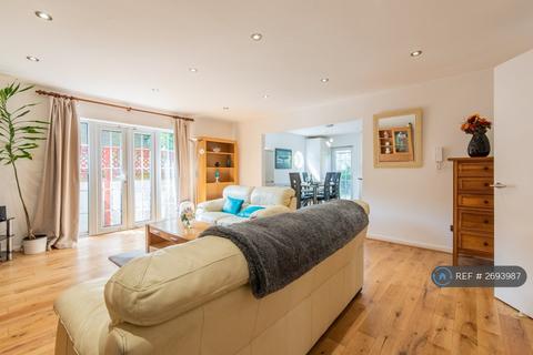 undefined, West Ham Lane, Stratford, E15