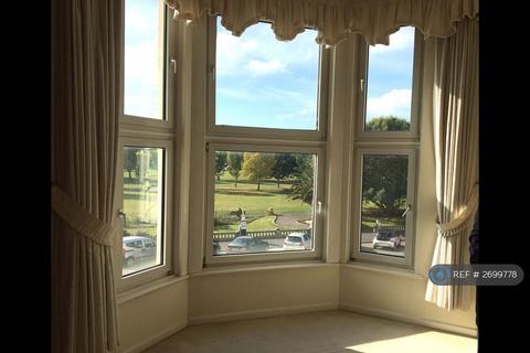 1 bedroom flat to rent, Balmoral Court, Southsea, PO5
