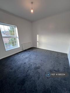 2 bedroom terraced house to rent, Friarwood Terrace, Pontefract, WF8