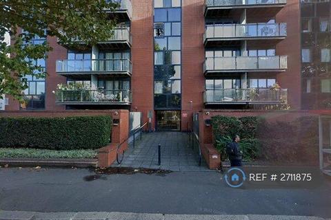 London Road, Isleworth, TW7