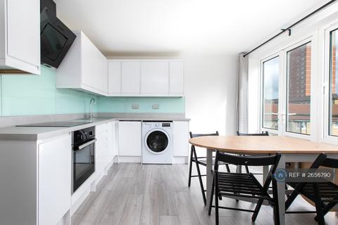 3 bedroom maisonette to rent, Chubworthy Street, London, SE14